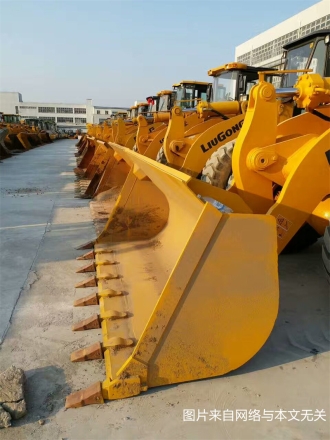 裝載機行駛中突然不前進(jìn)，是什么問(wèn)題