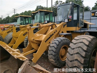 裝載機氣缸套拉傷的原因是什么